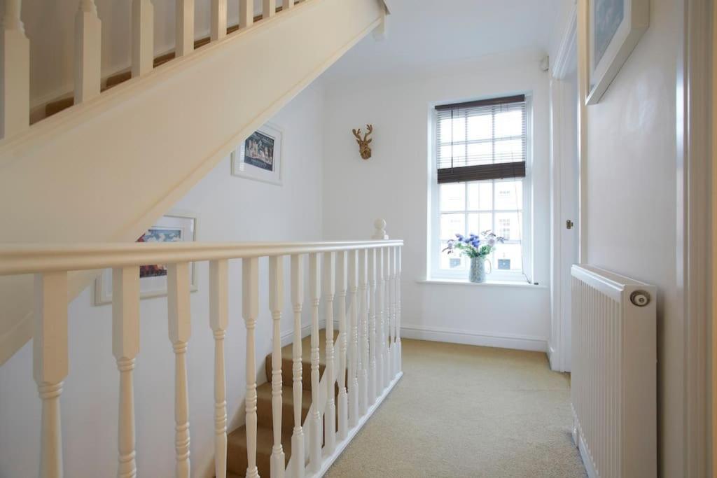 Holiday home Spacious Stylish House,r/way Museum,parking,garden York