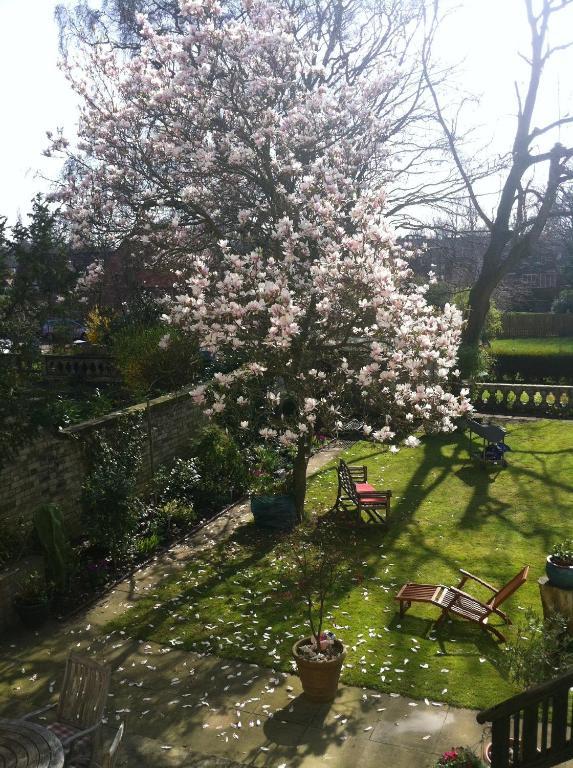 Bishops Guest Guest house 5*