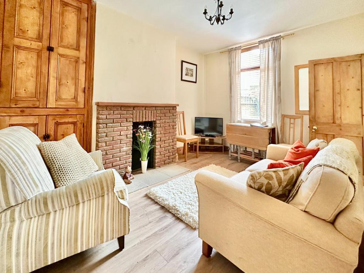 Holiday home Creaking