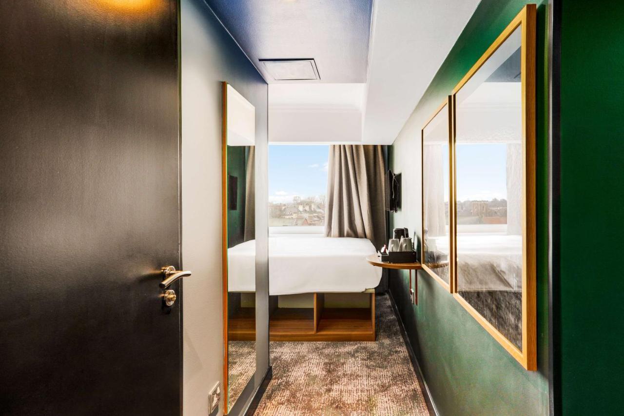 Radisson Hotel 4*