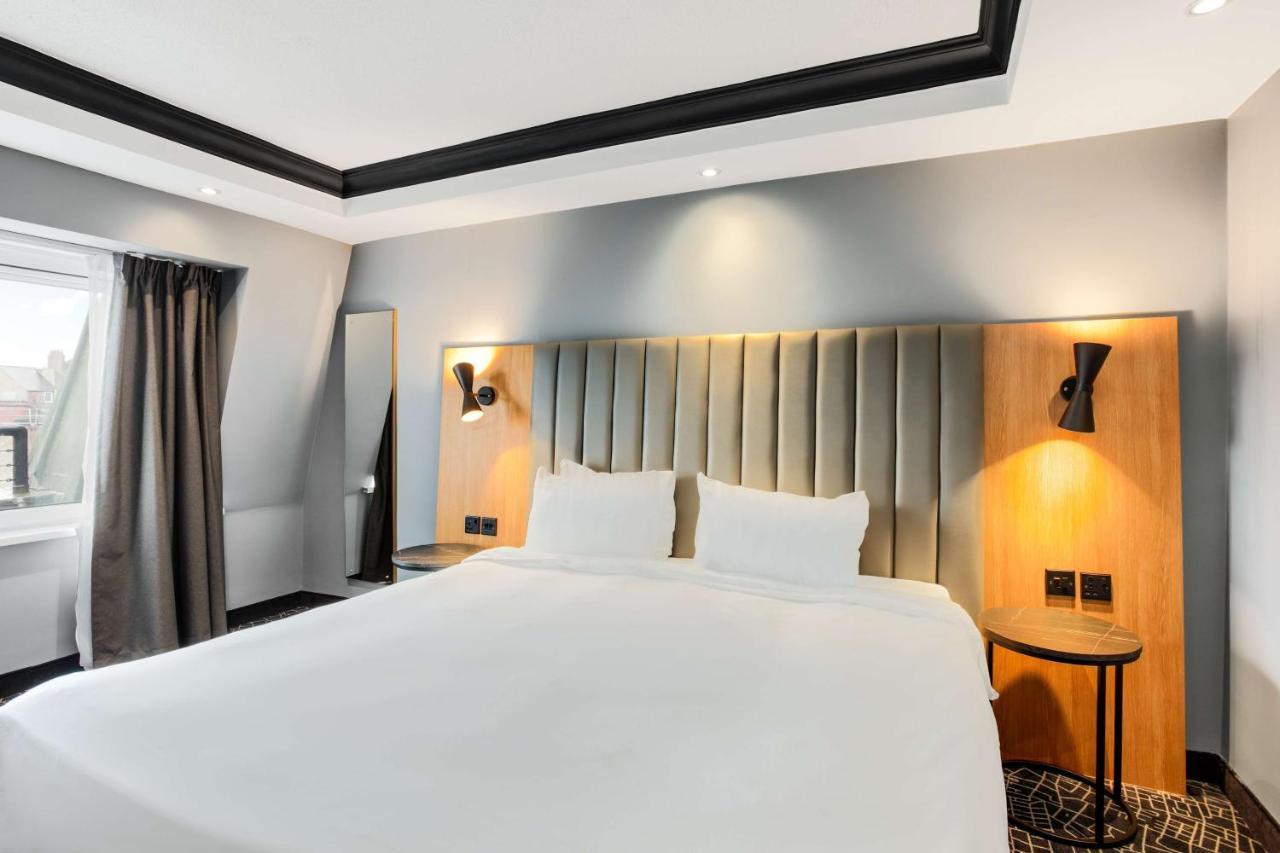Radisson York