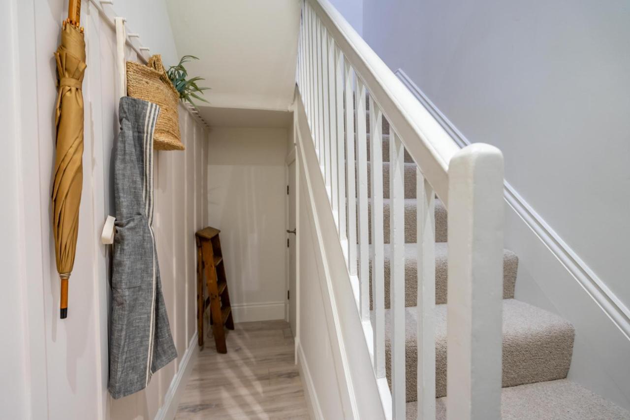 The Lark Apartment