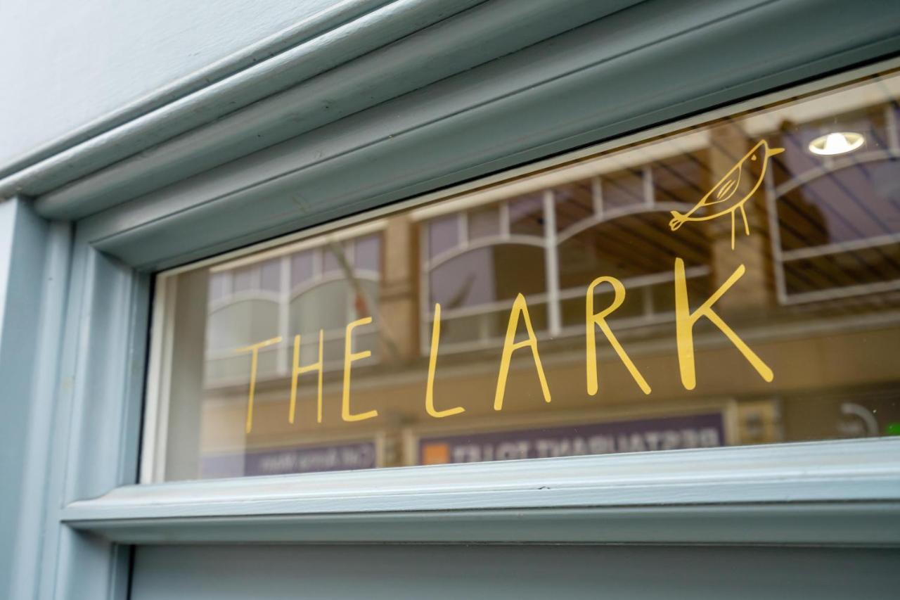 Apartment The Lark