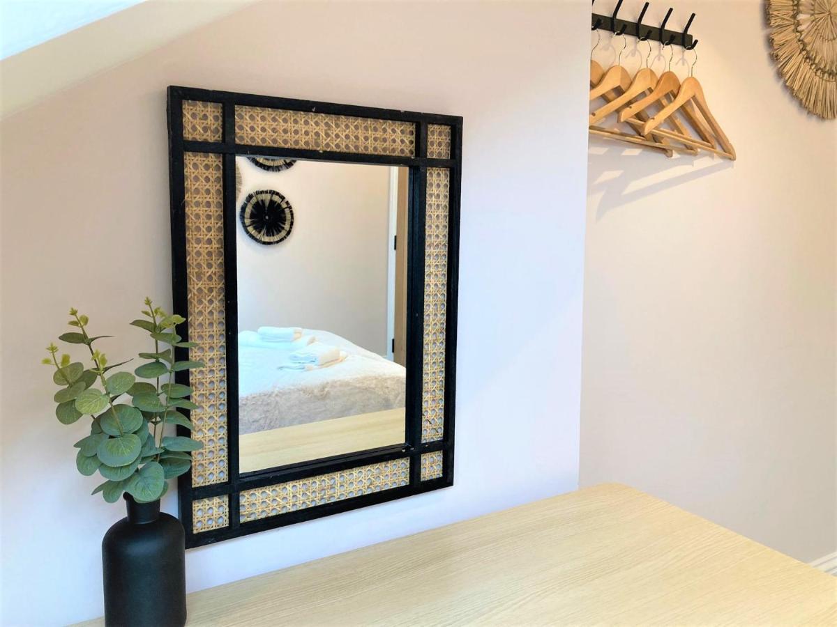Escape 2 Unwind, Minster Retreat - Sleeps 5 Apartment