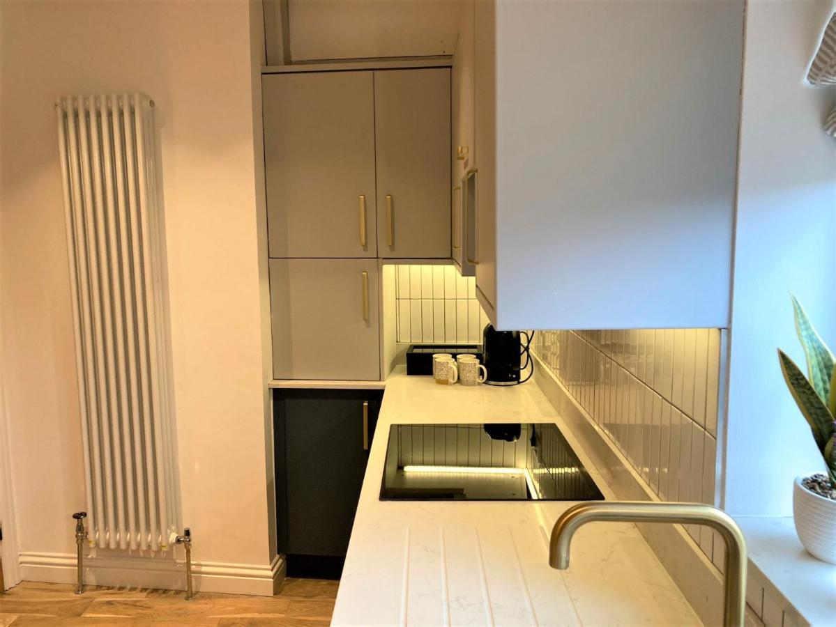 Escape 2 Unwind, Minster Retreat - Sleeps 5 Apartment York