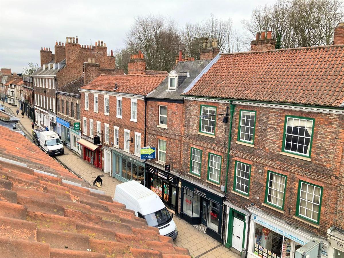 Apartment Escape 2 Unwind, Minster Retreat - Sleeps 5 York