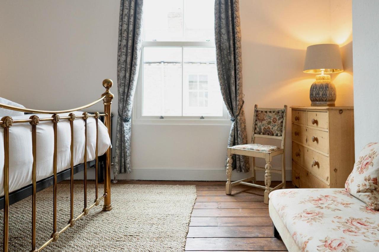 Stylish Retreat Inside Walls * York