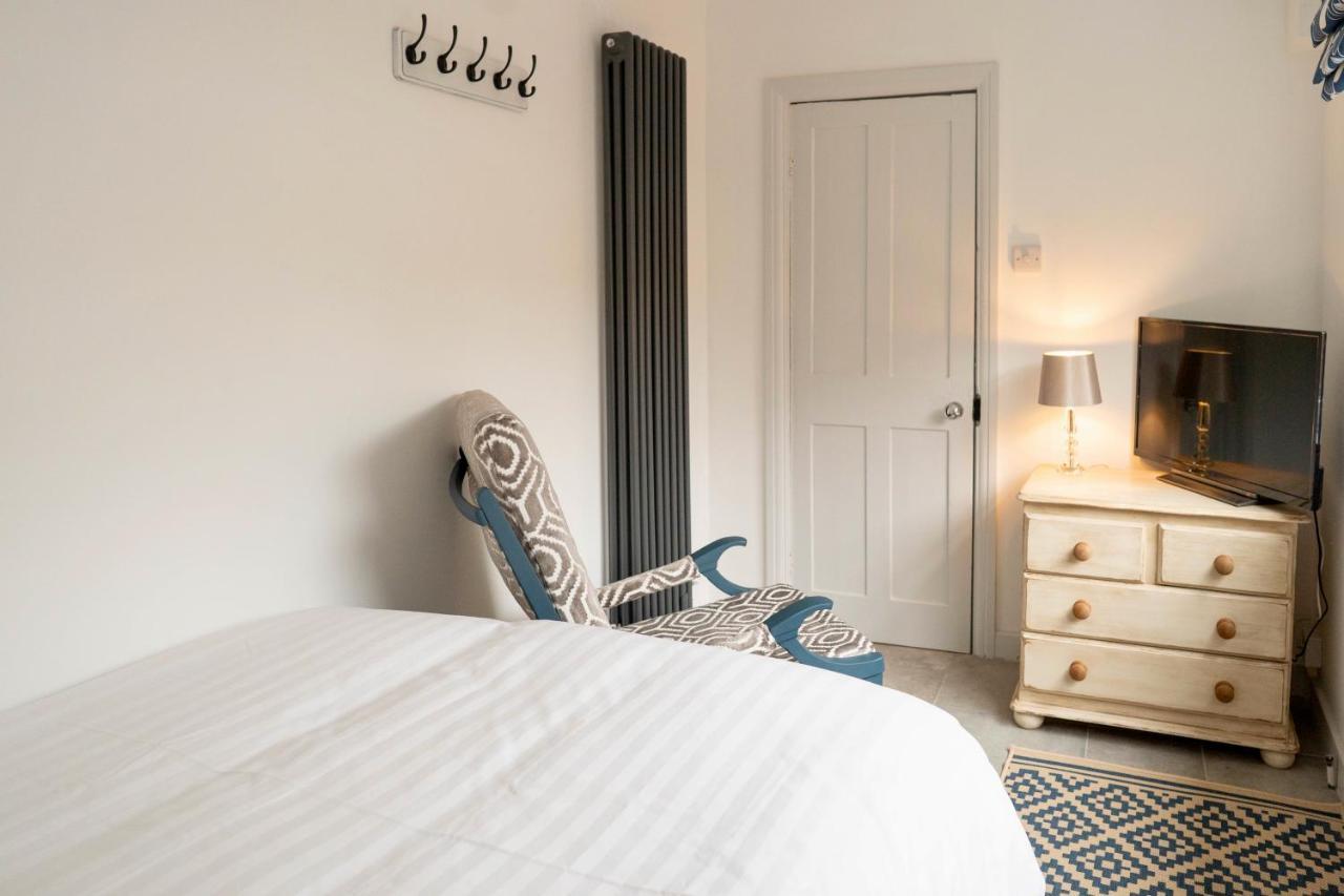 Stylish Retreat Inside Walls Holiday home *