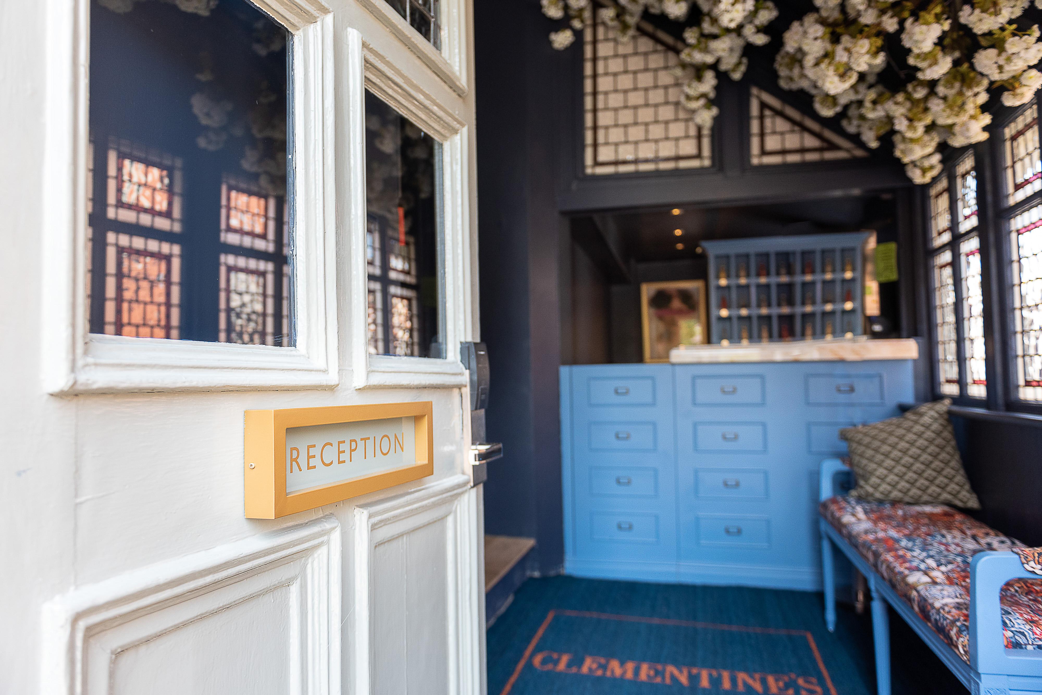 Hotel Clementines Town House Hotel, Bw Premier Collection 4*
