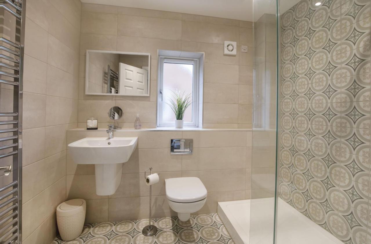 The Willows With Free Parking For 2 Cars * York