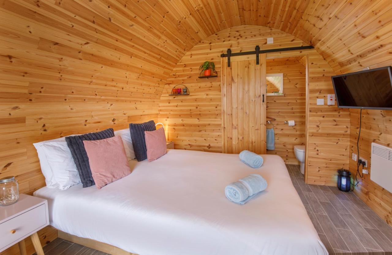 Campsite Little Meadow Pods With Hot Tub York