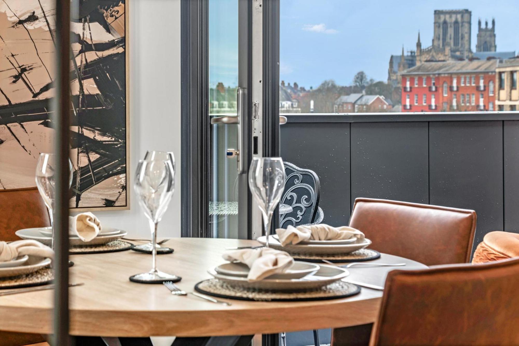 47 With Free Secure Parking And Onsite Gym Apartment *