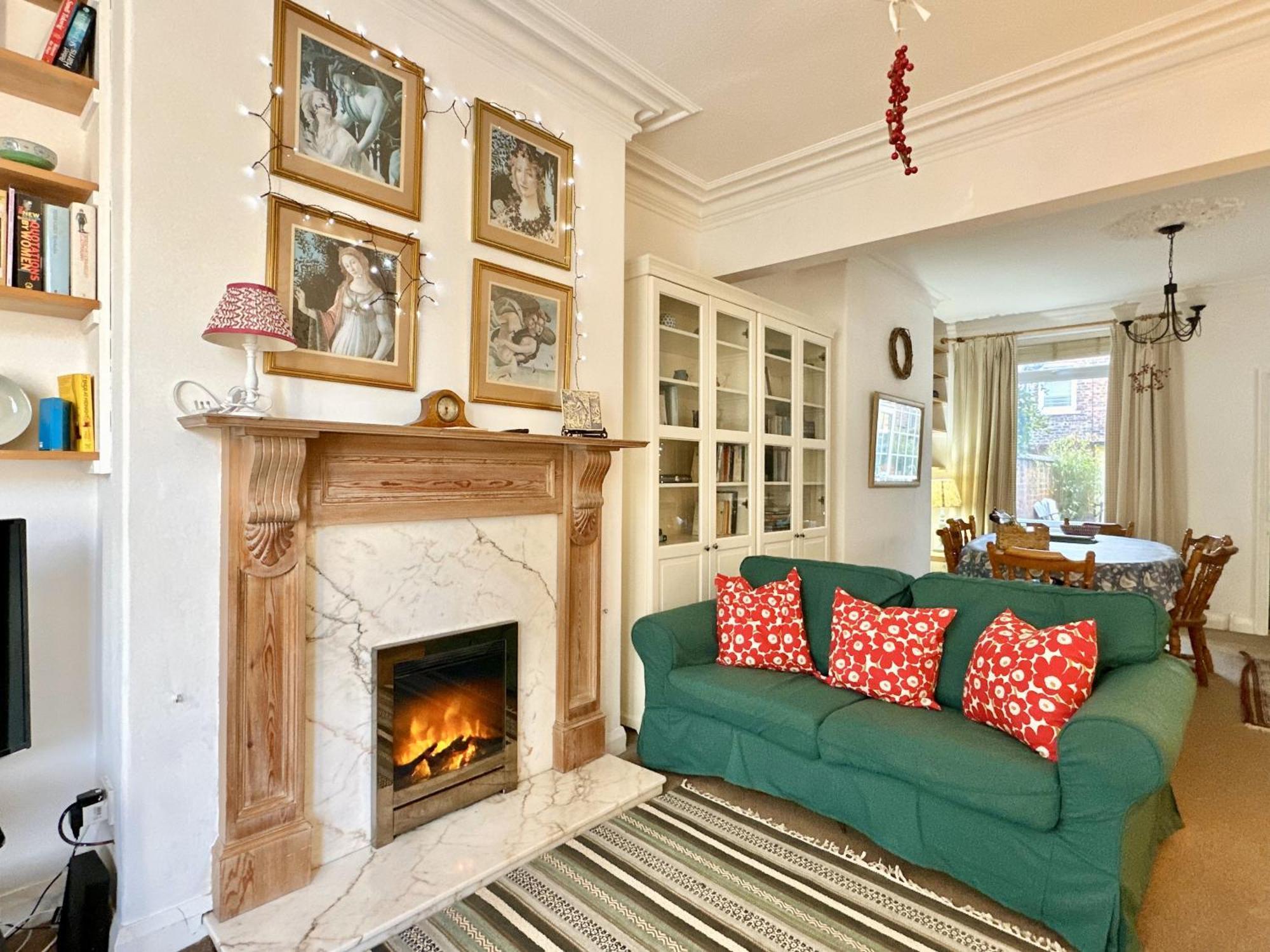 Holiday home Nunmill Nest By Bishy Road With Free Parking