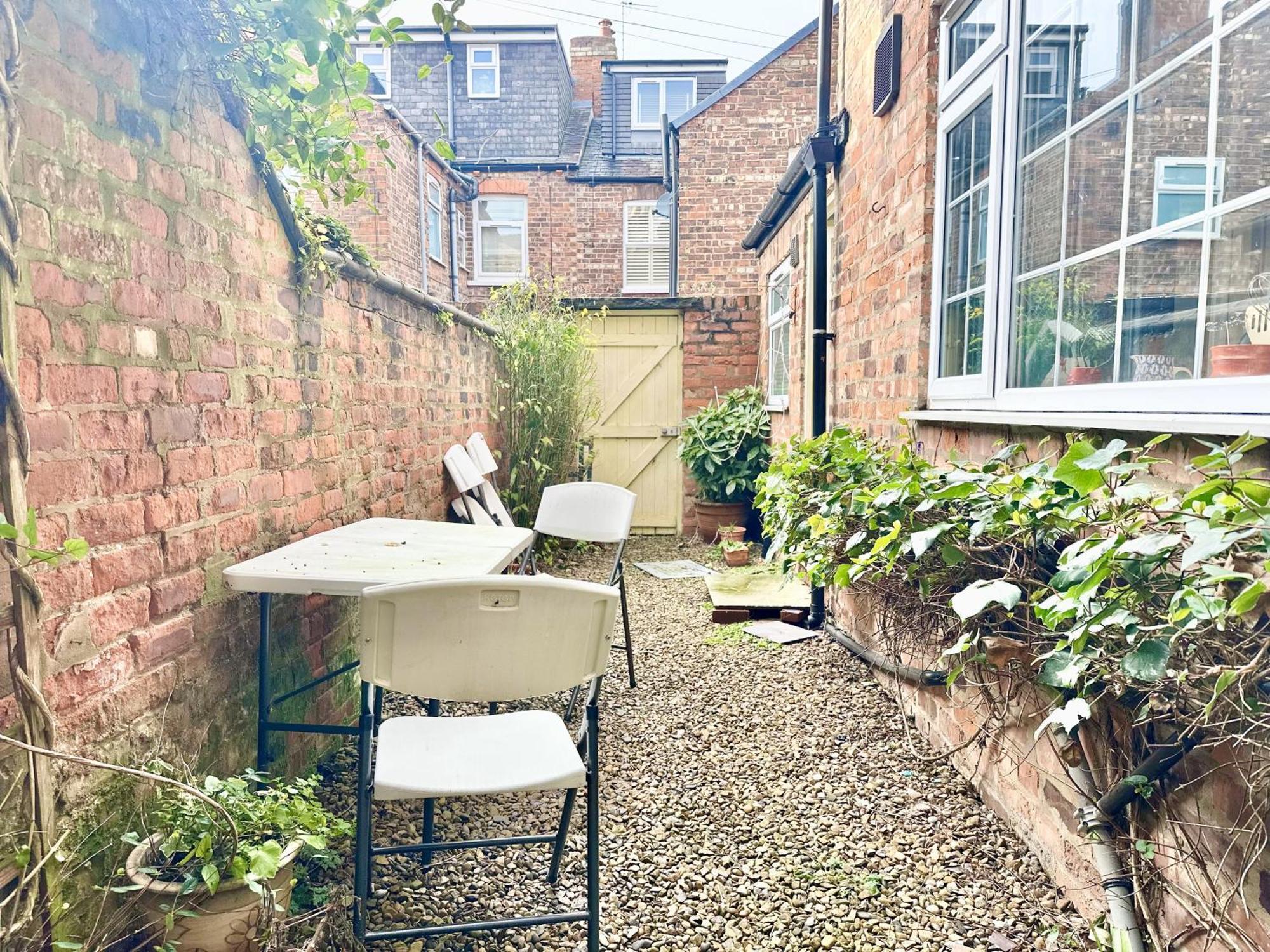 Holiday home Nunmill Nest By Bishy Road With Free Parking *