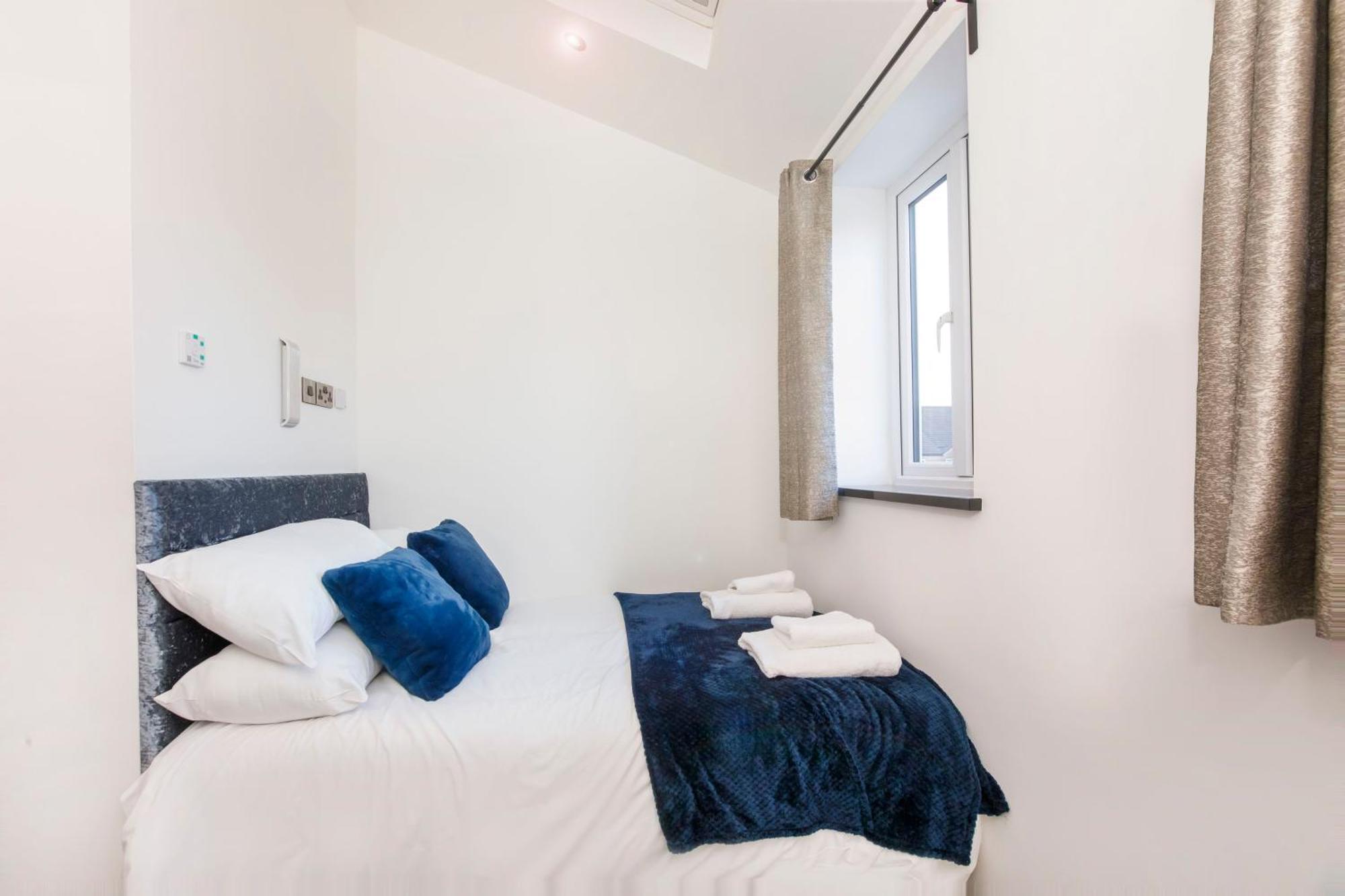 Apartment The At The Lawrence *