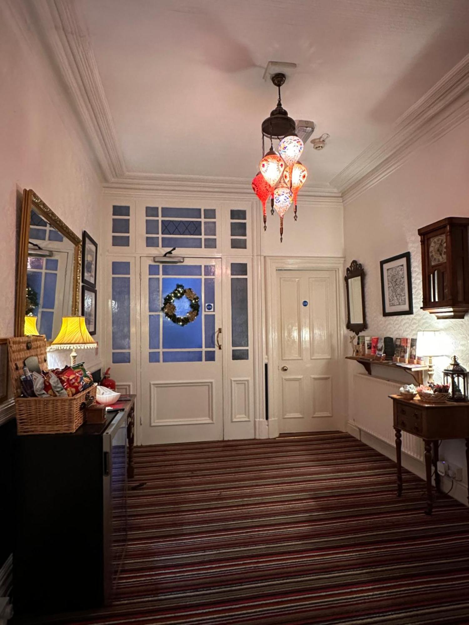 Hotel St George's