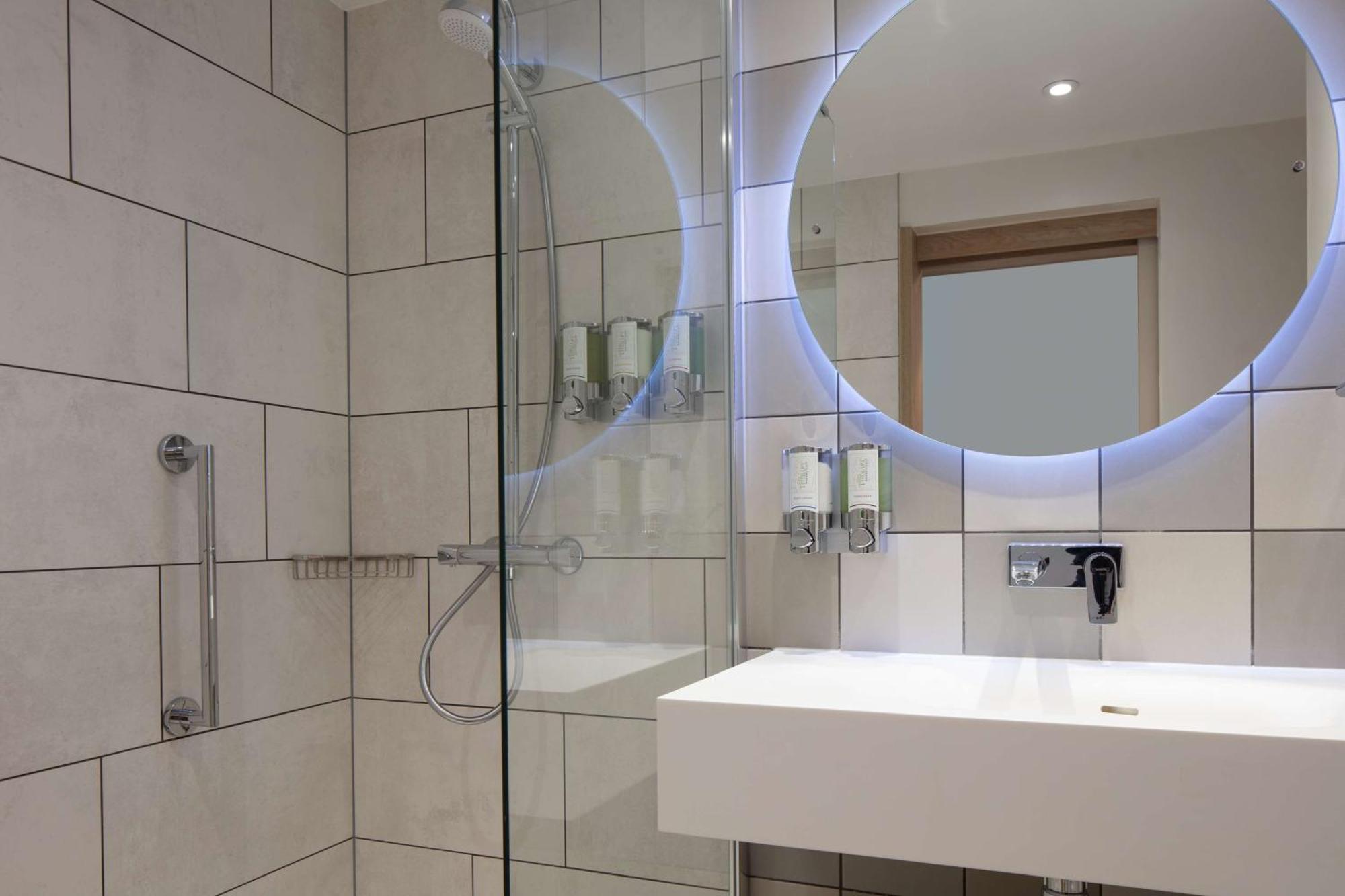 Hotel Hampton By Hilton Piccadilly 3*