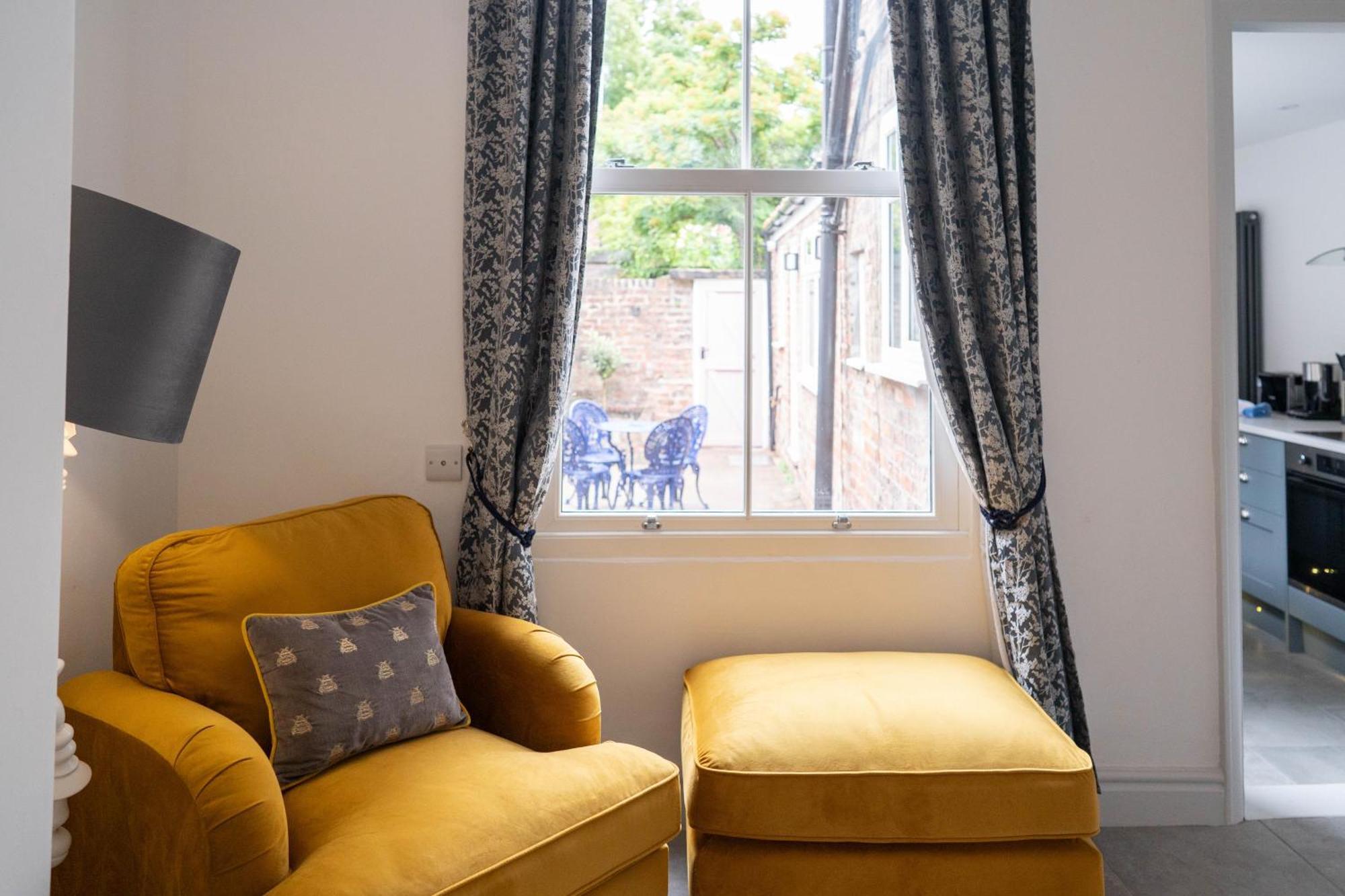 Holiday home Stylish Retreat Inside Walls York