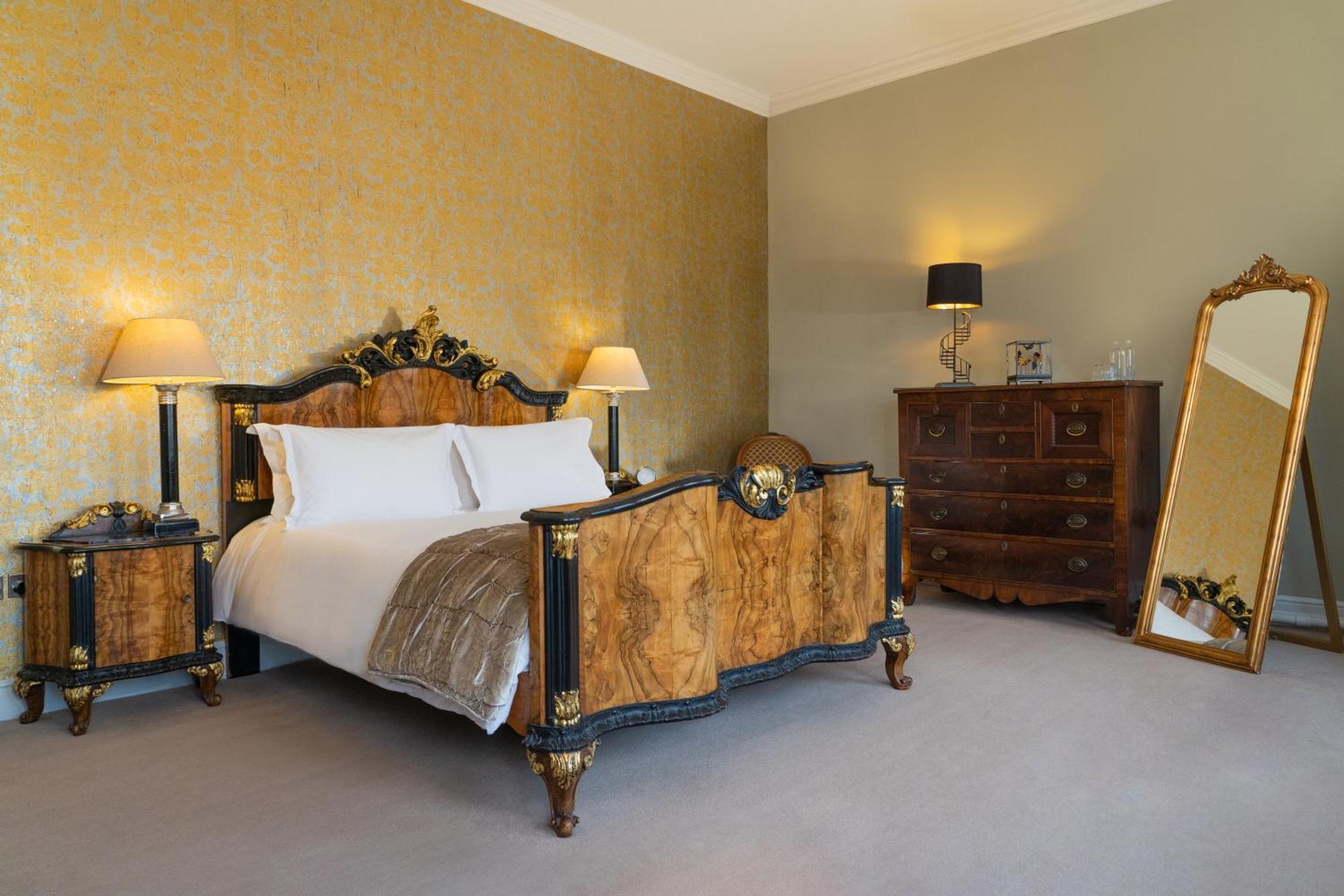 Grays Court Hotel 4*