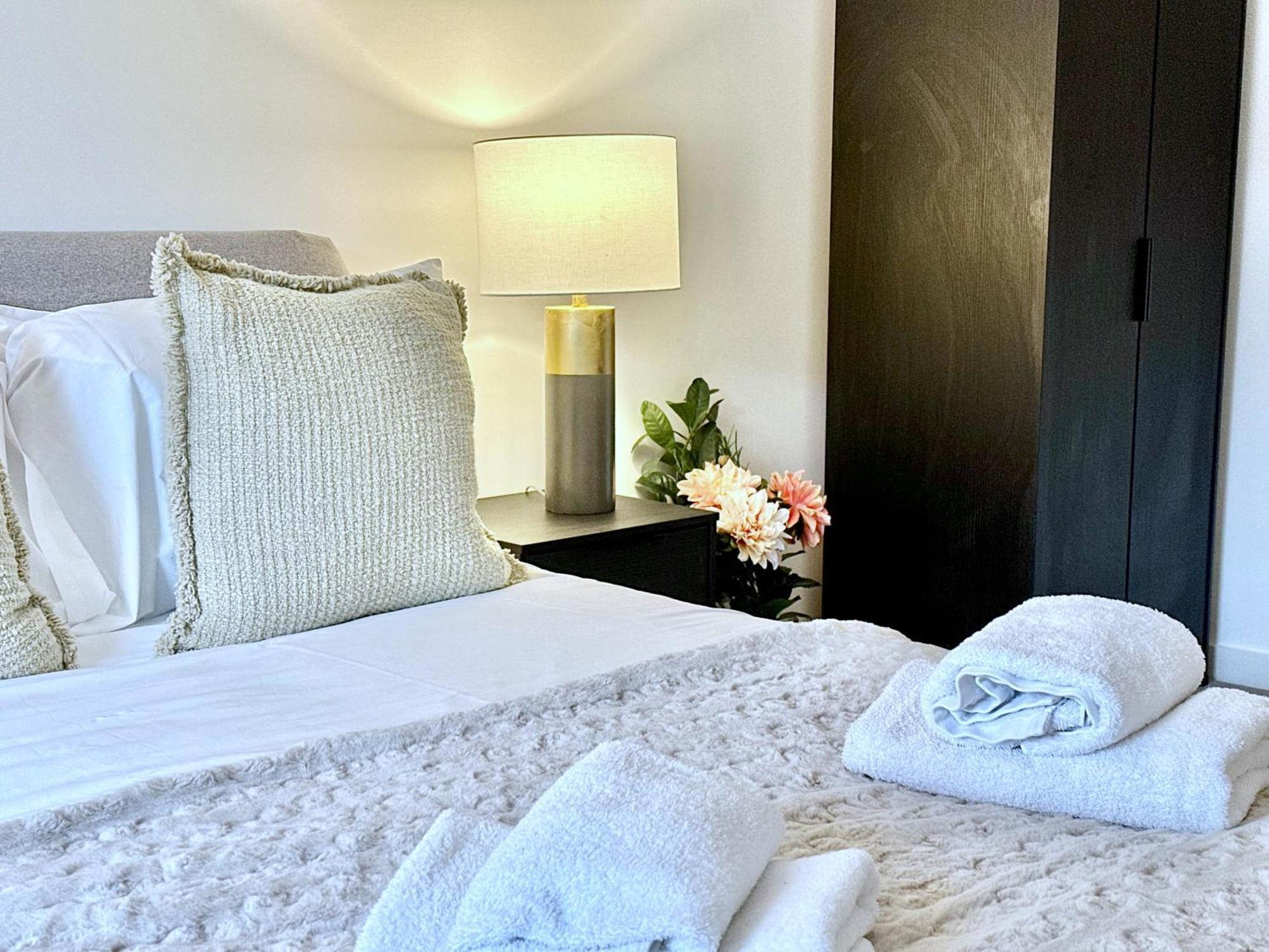 Apartment No 32 With Free Use Of Gym *
