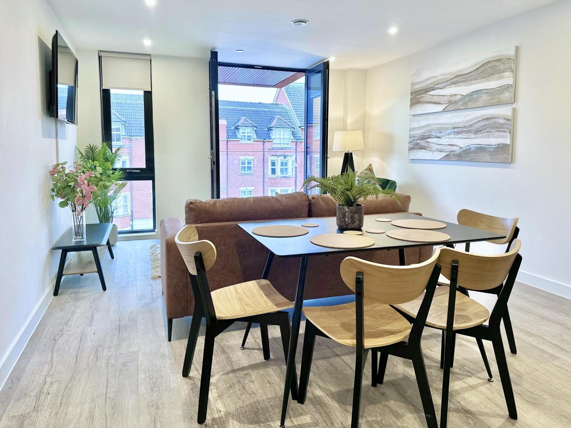 Apartment No 32 With Free Use Of Gym *