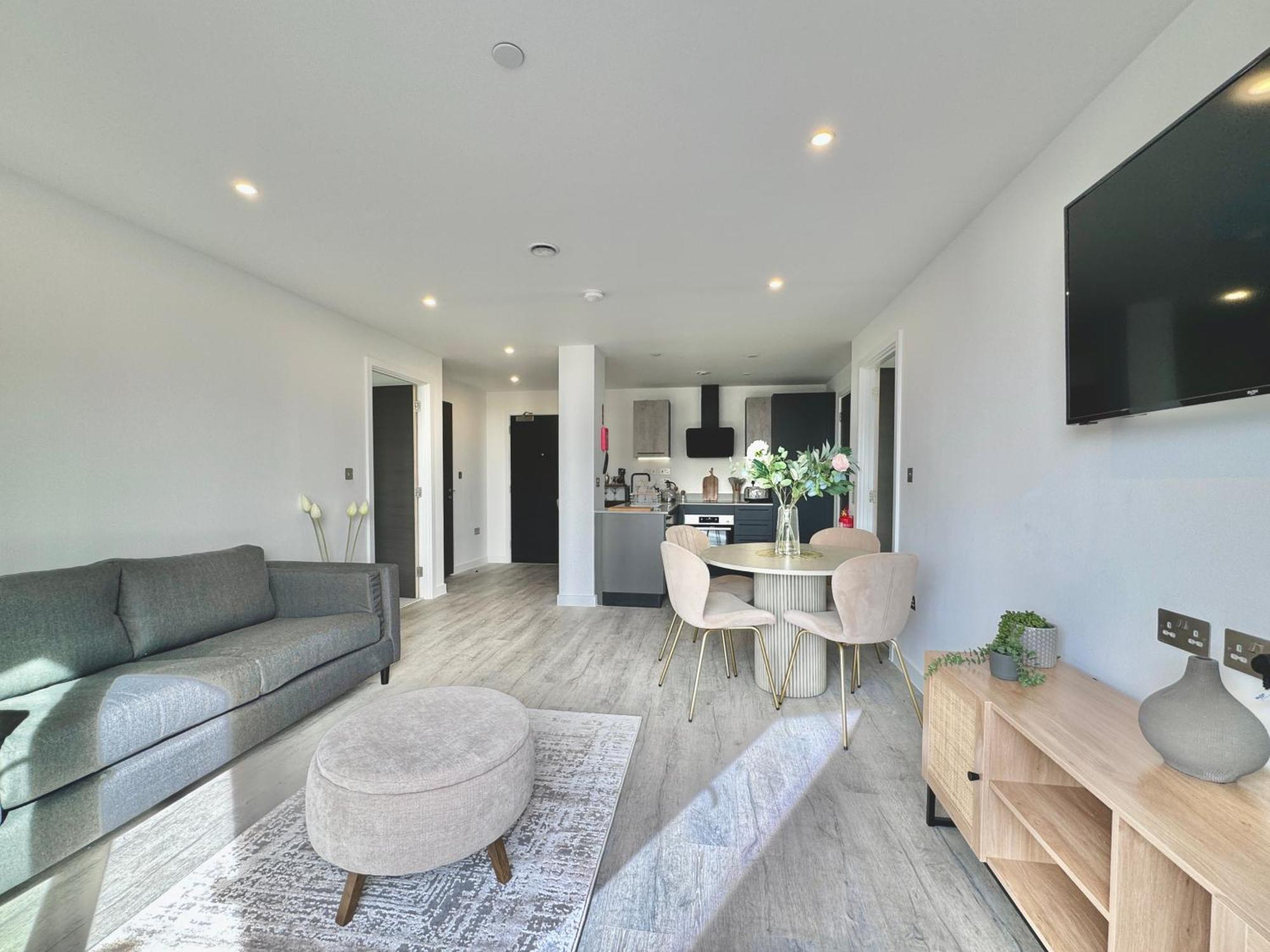 Style 36 With Free Secure Parking York