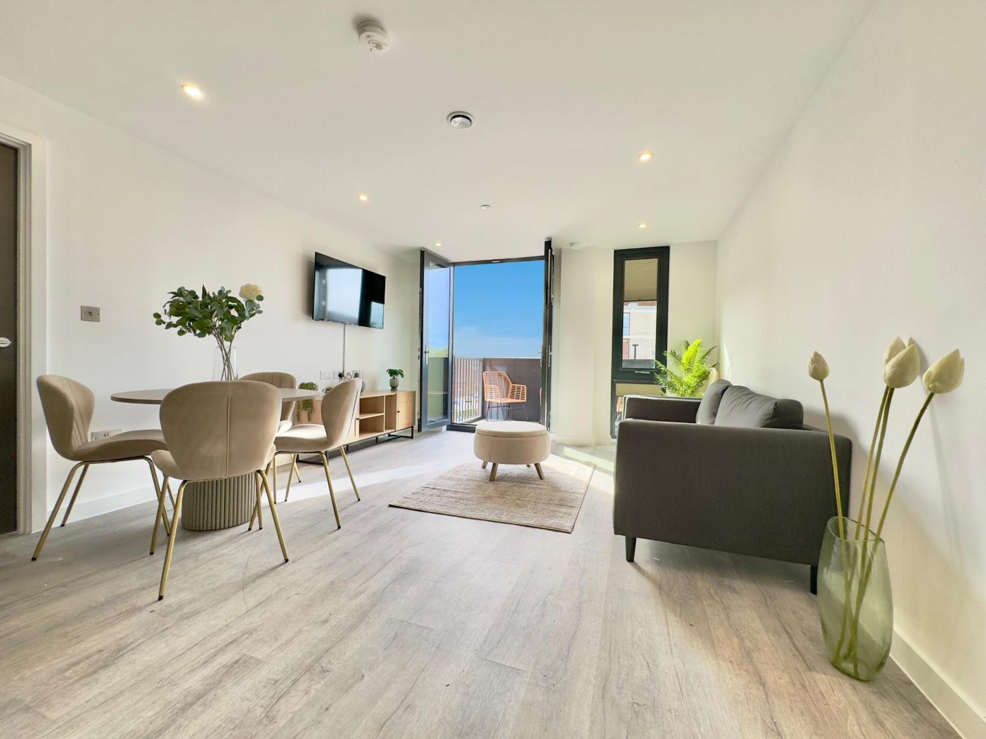 Style 36 With Free Secure Parking * York