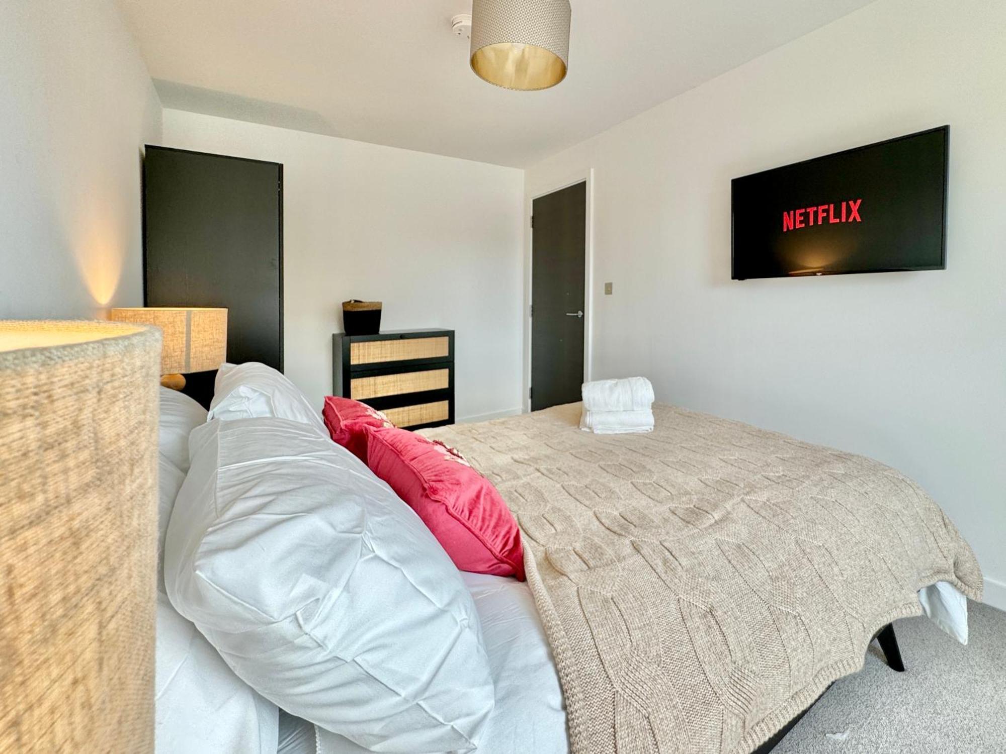 Style 36 With Free Secure Parking York