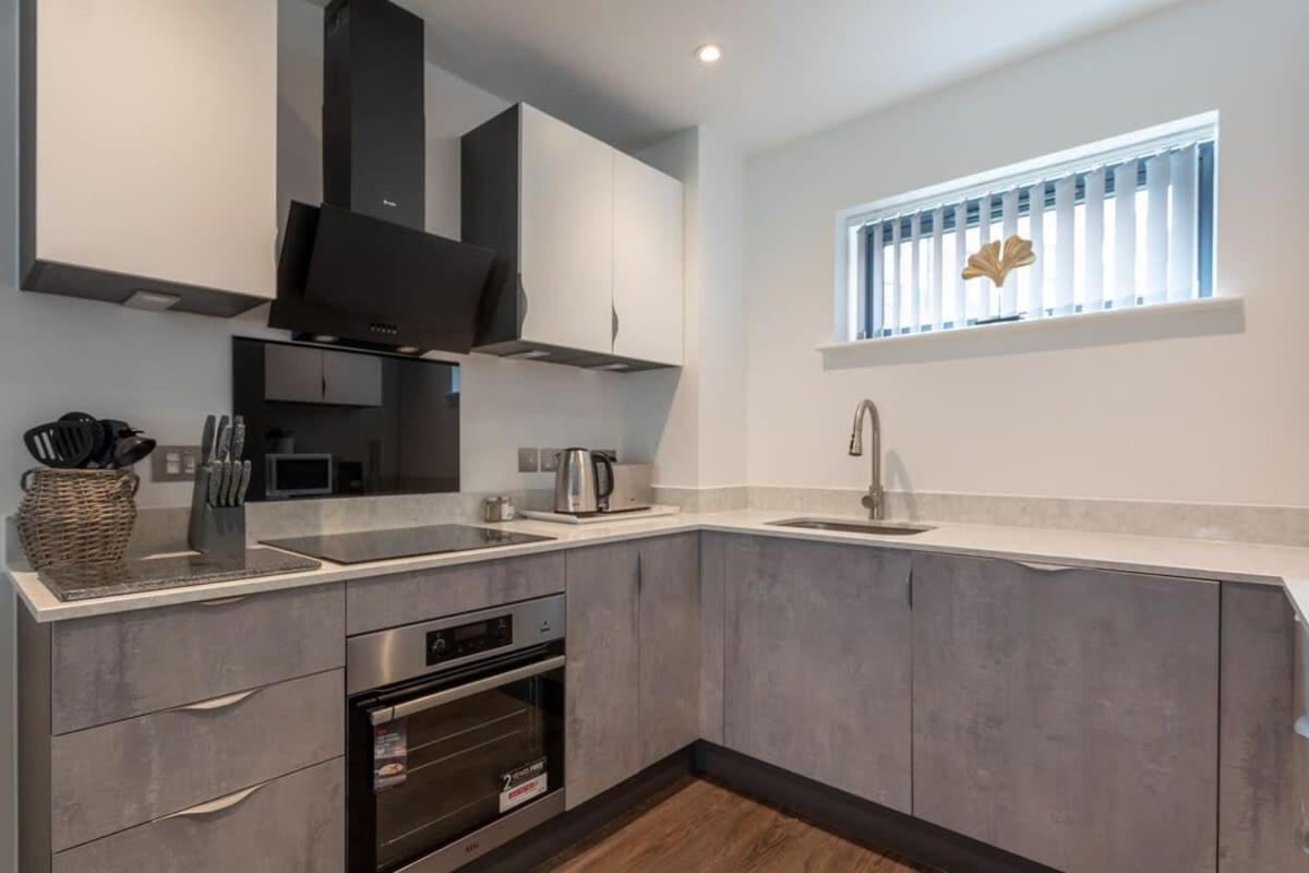 Stayzeni, Ouse Court Modern 1 Bed *