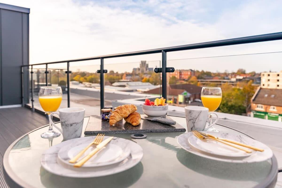 Stayzeni, Ouse Court Stunning 2 Bed Flat York