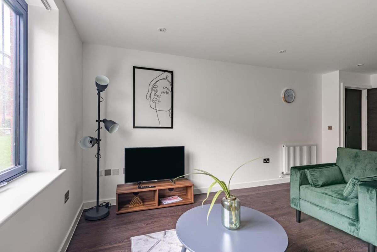 Stayzeni, Ouse Court Fabulous 2 Bed Flat Apartment