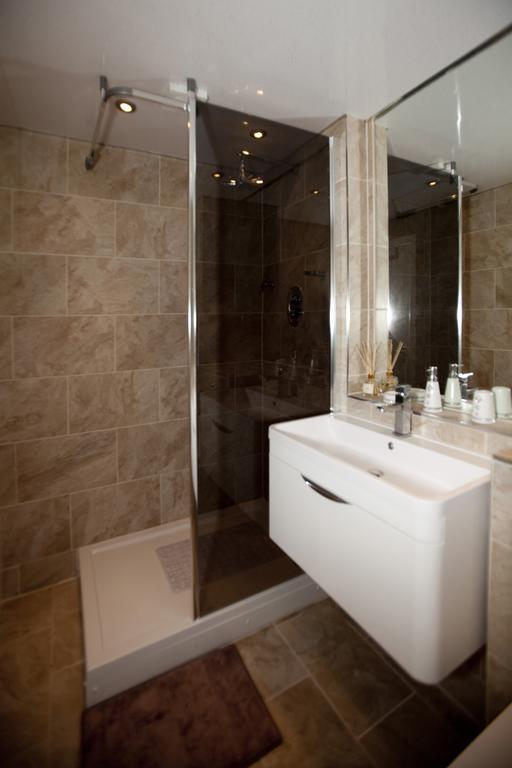 Paragon House York
