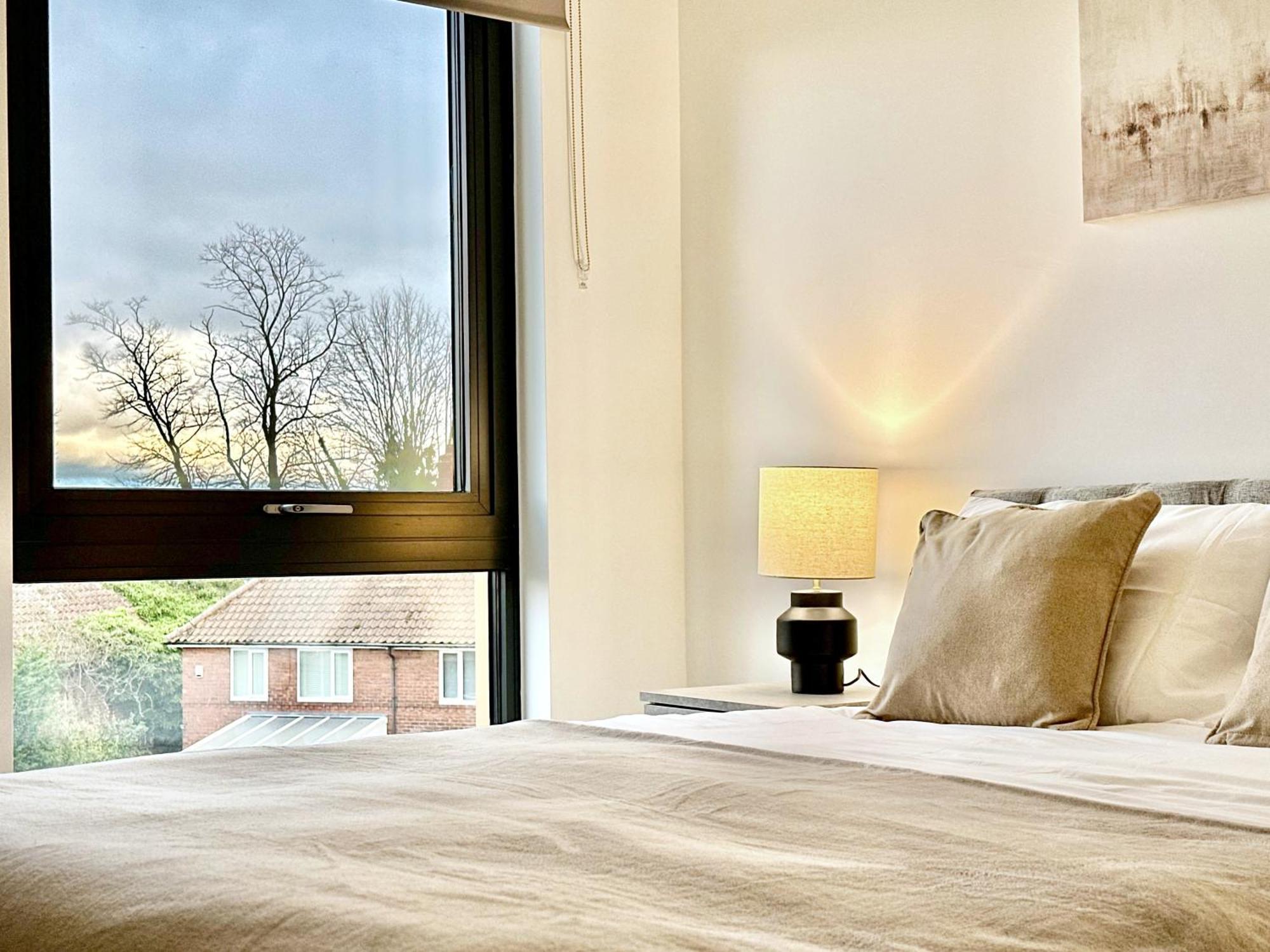 40 Citygate Apartment *