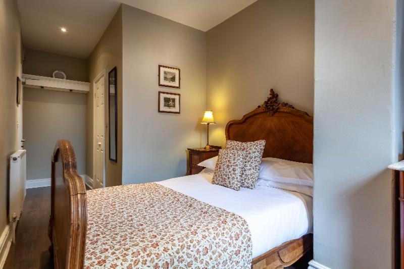 Guy Fawkes Inn 4*