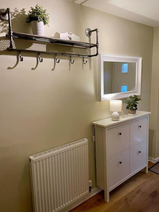 3 Bed House Near Centre With Off Road Parking Holiday home York