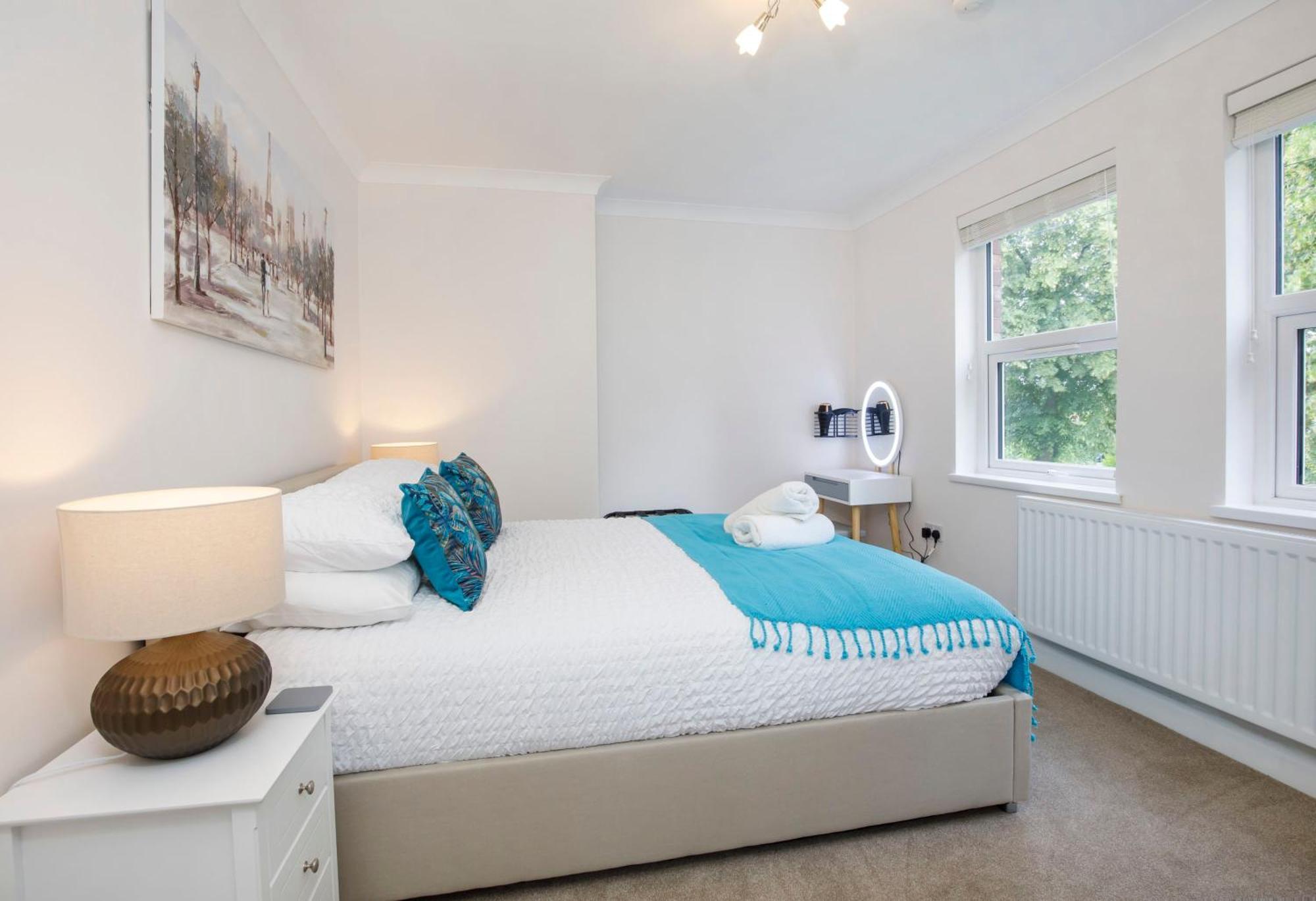 Holiday home The Burton 3 Bedroom House Sleeps 6 *