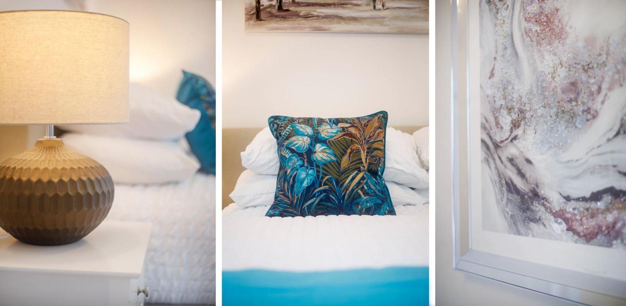 The Burton 3 Bedroom House Sleeps 6 Holiday home *