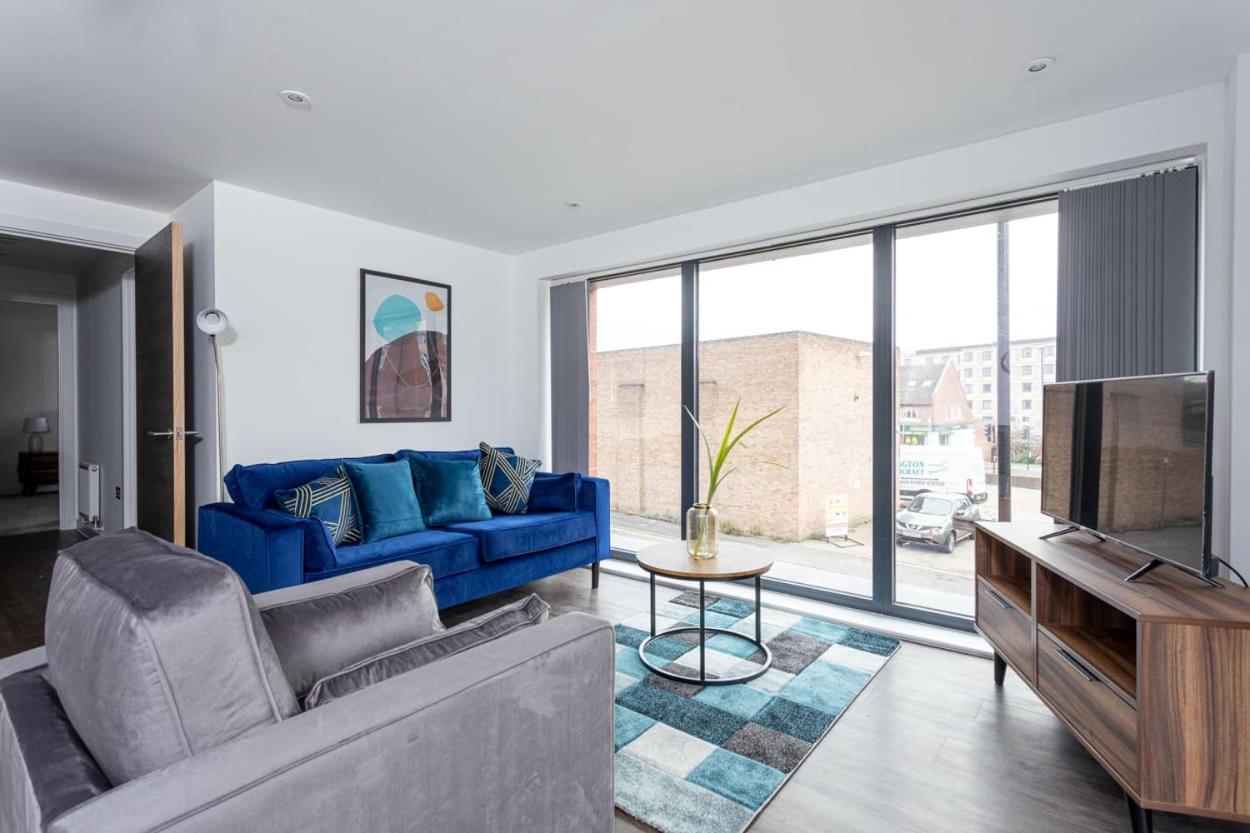 Stayzeni, Ouse Court Modern 2 Bed *