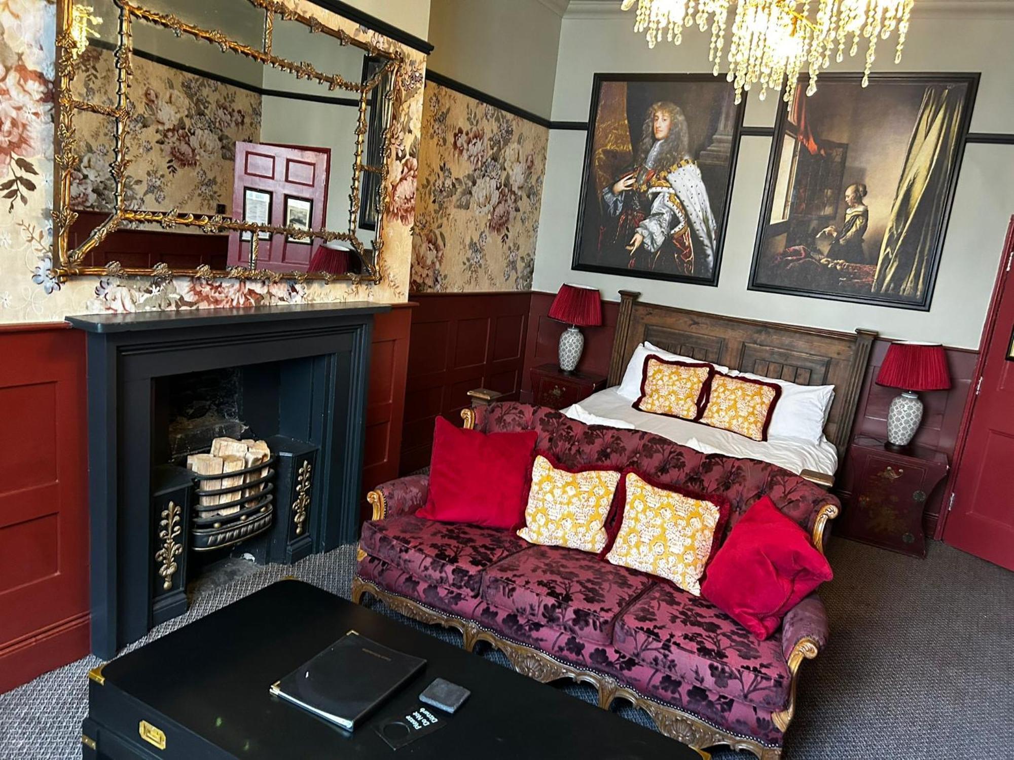 Golden Fleece 3* York