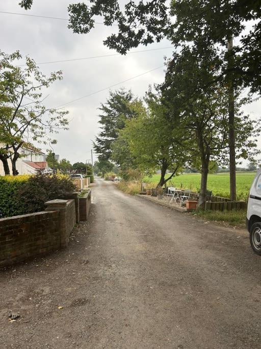 Spacious & Modern House Sleeps 8 Holiday home York