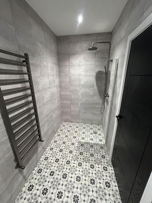Holiday home Spacious & Modern House Sleeps 8 York