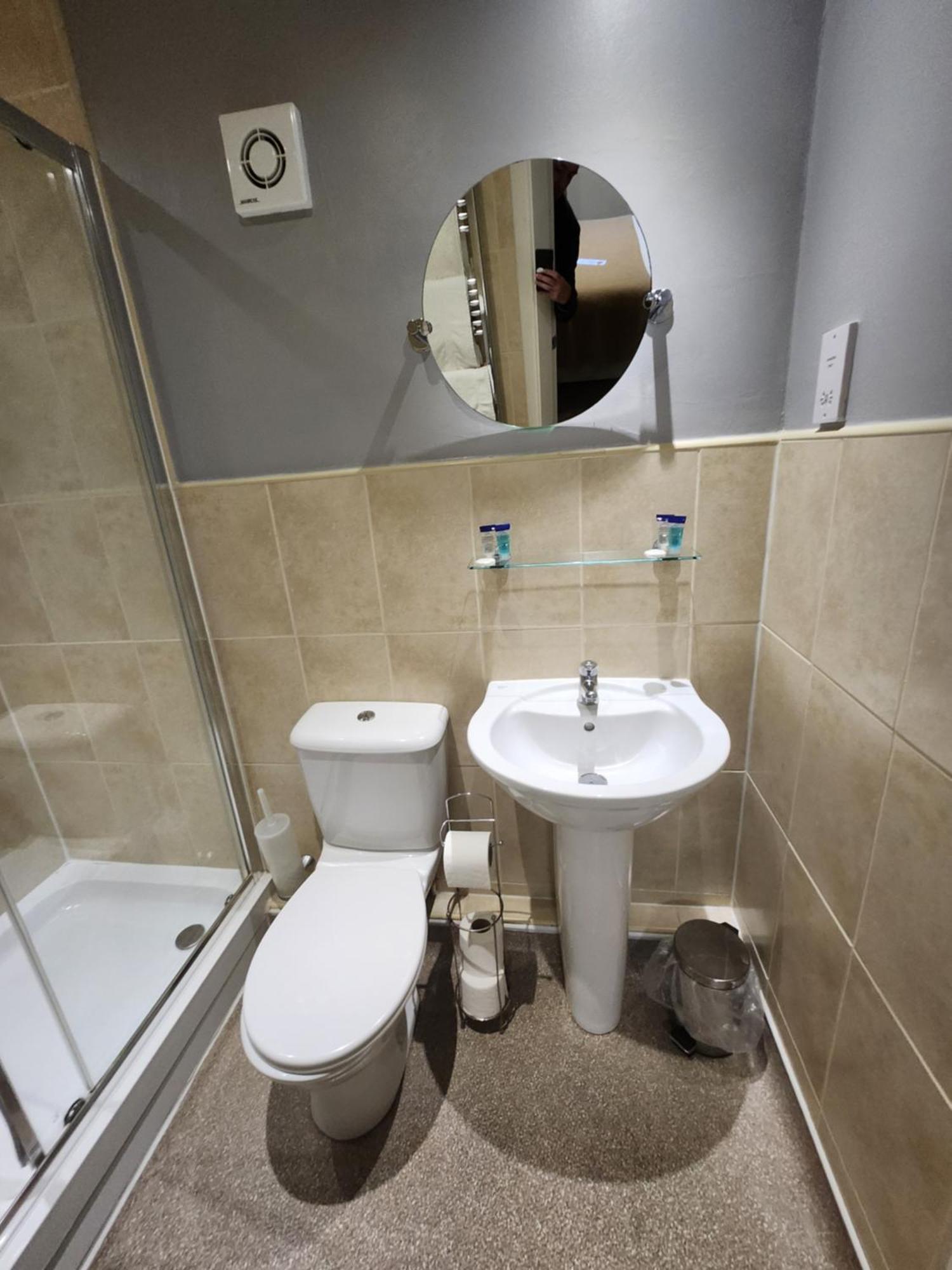 Red Lion & Hotel 3*