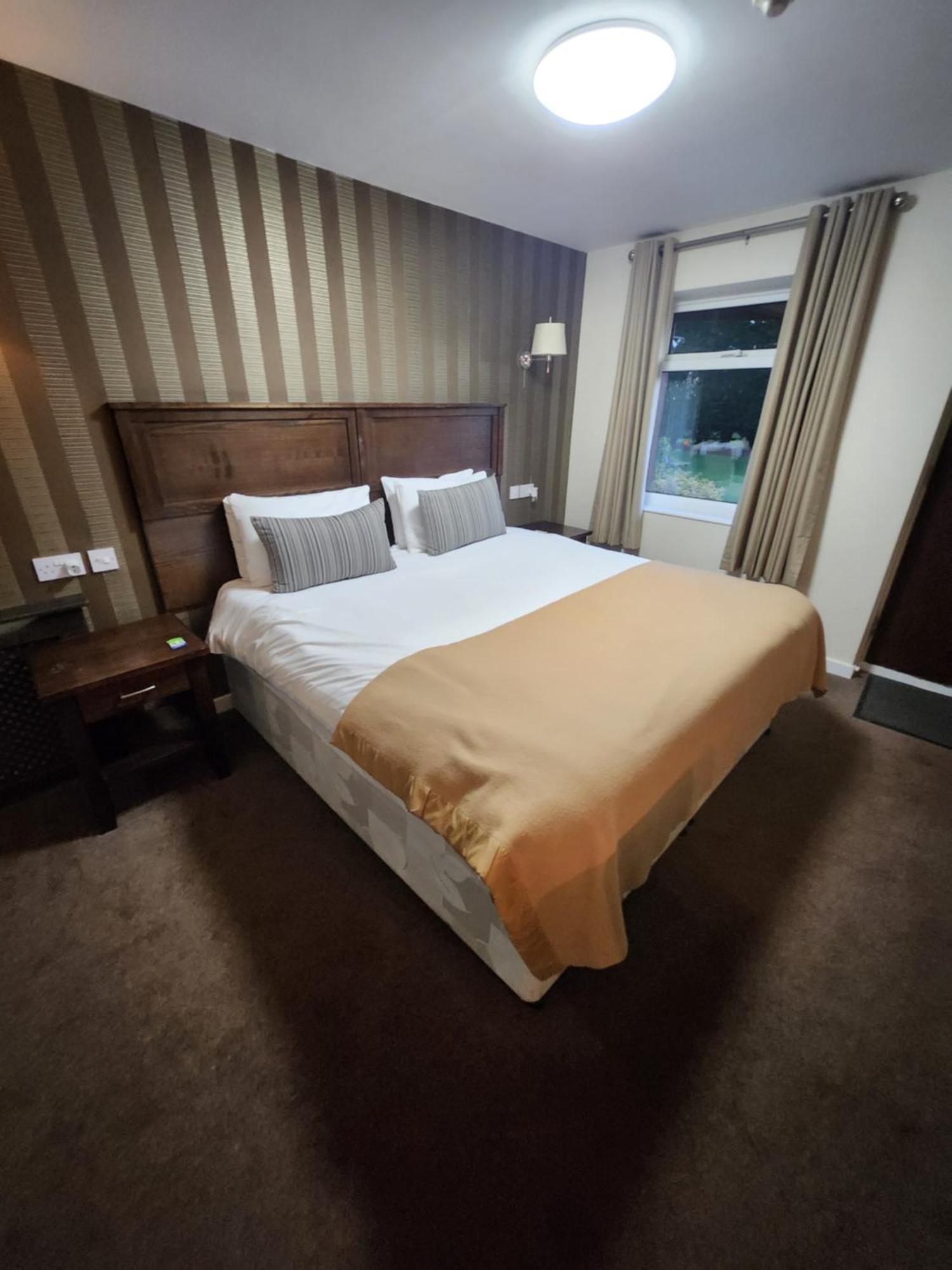 Red Lion & 3* York