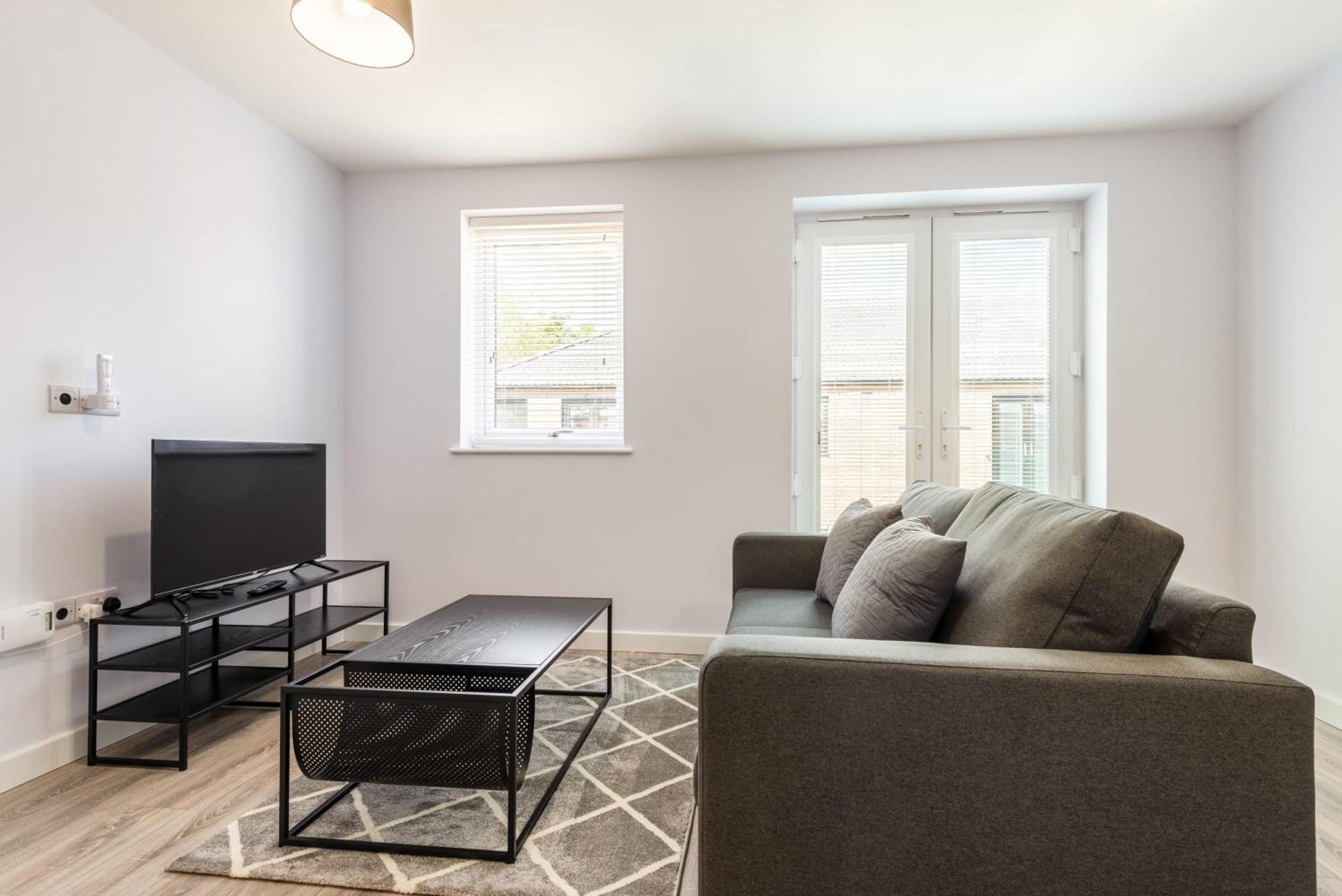 Fabulous 1 Bedroom In *