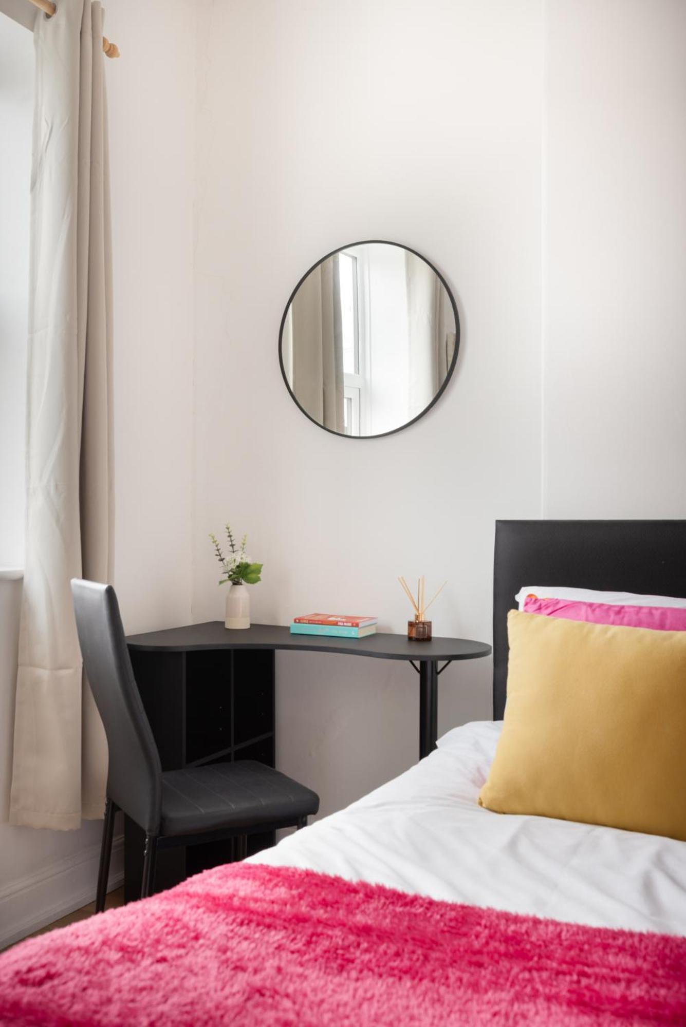 Holiday home Station House - Quaint Victorian With Free Parking York