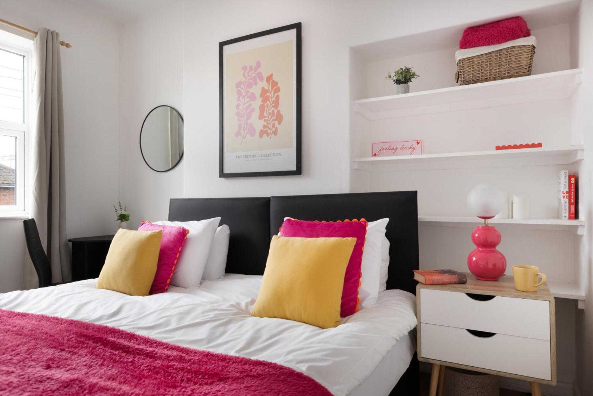 Station House - Quaint Victorian With Free Parking Holiday home *