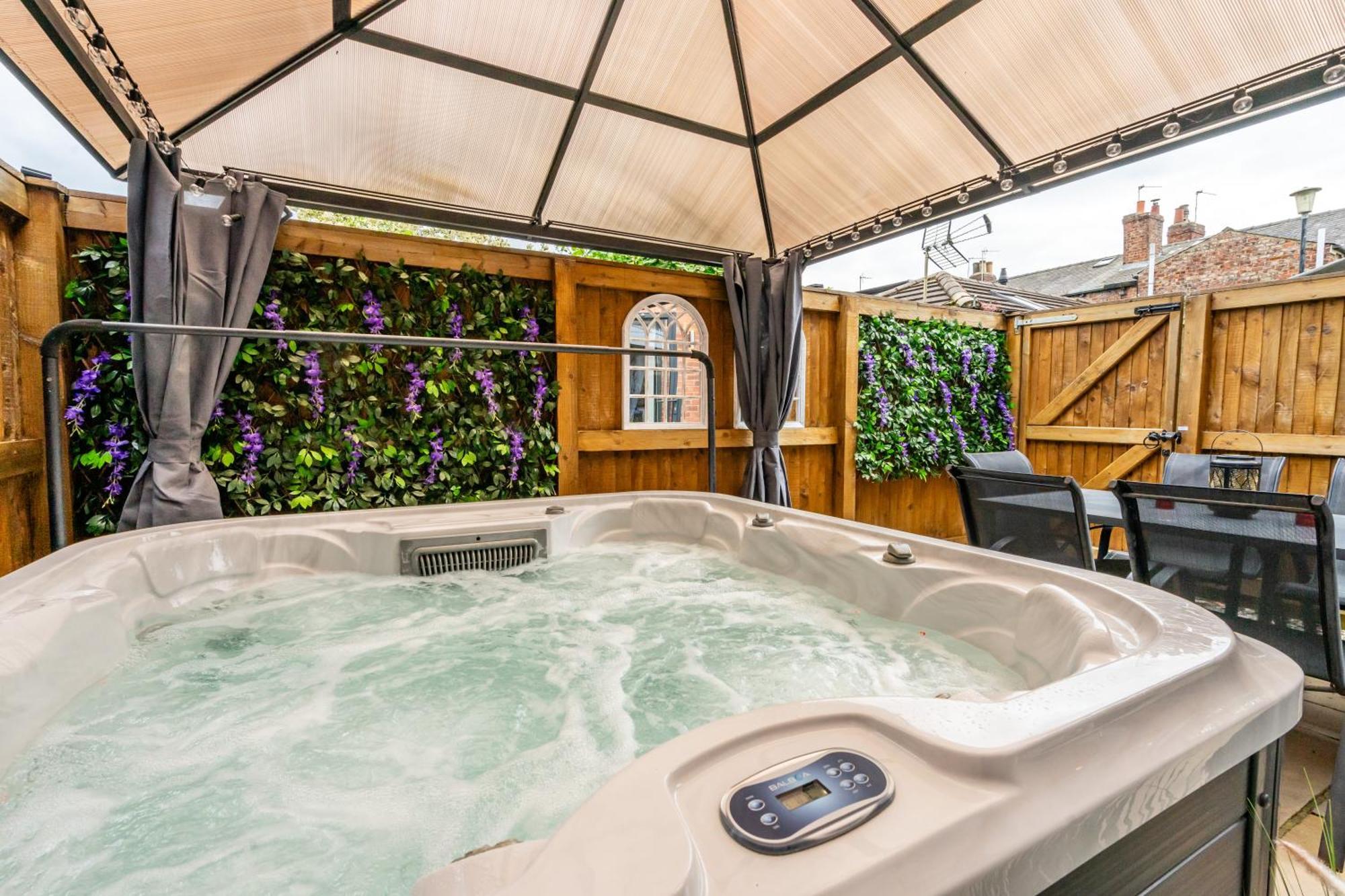 Holiday home The Ebor House - With Hot Tub York
