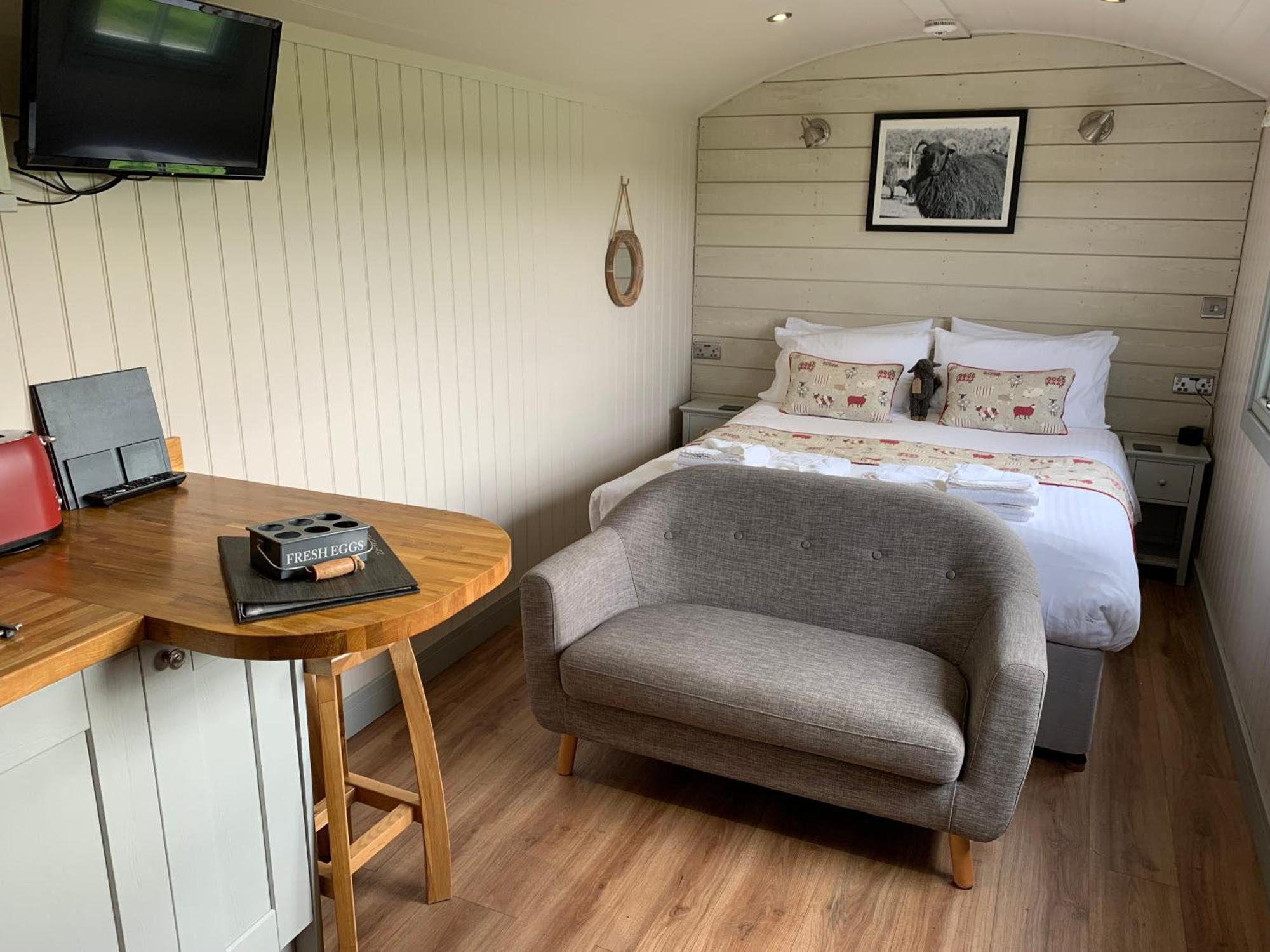 Springwood Shepherd Huts Glamping York
