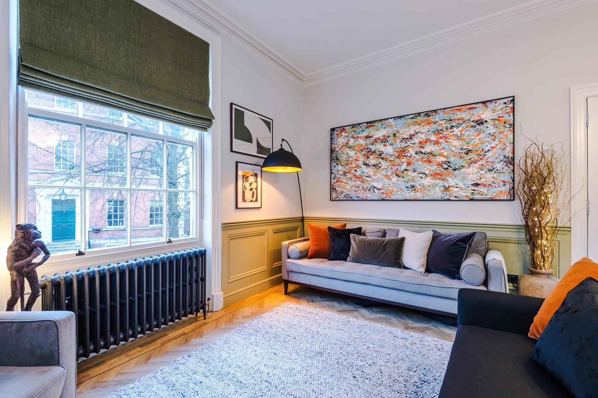 Stunning - Sleep 18 Apartment York