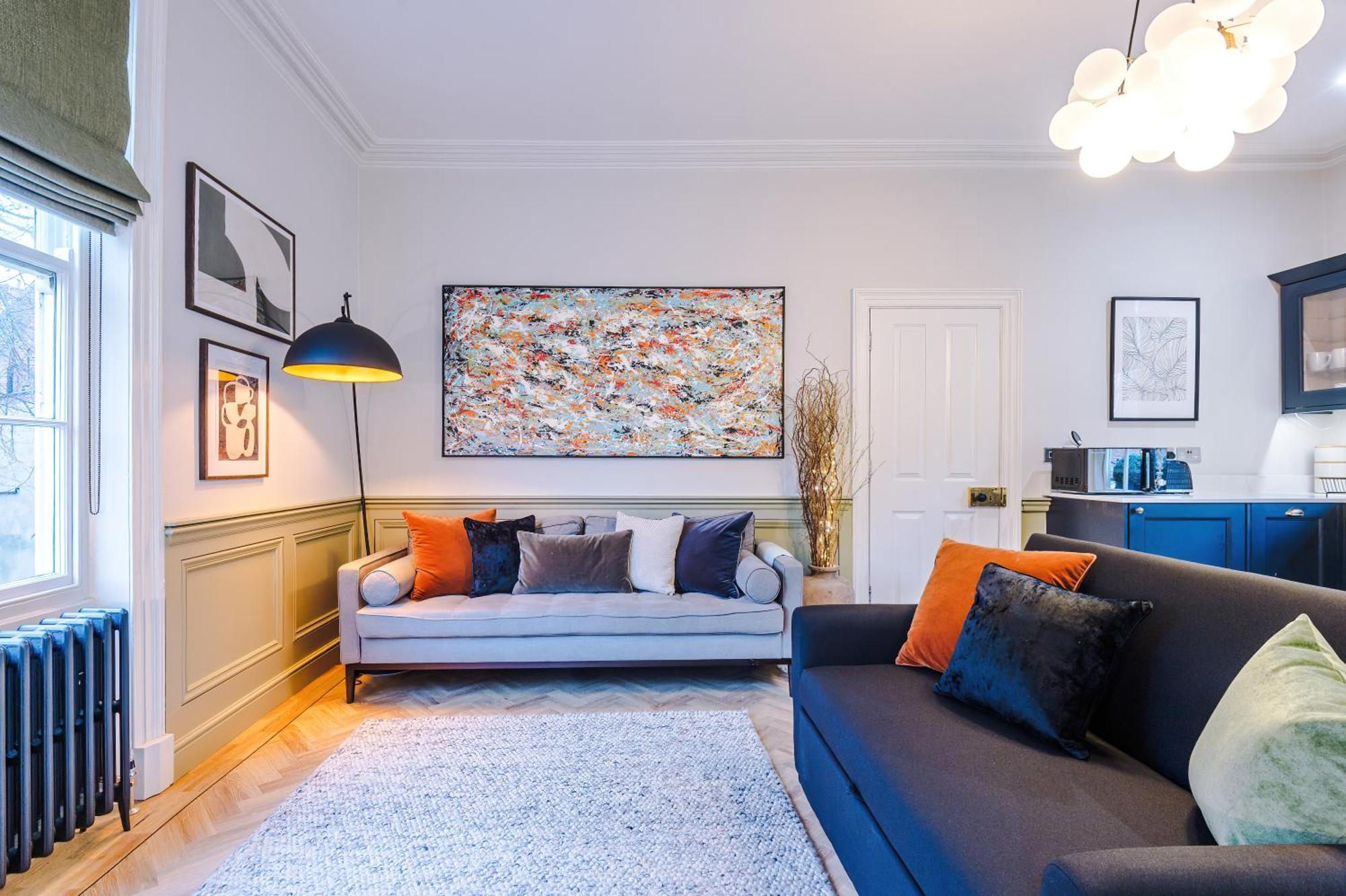 Apartment Stunning - Sleep 18 *